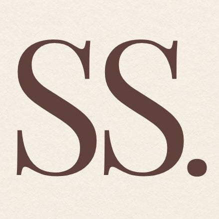 Two brown 'S' letters on a beige background